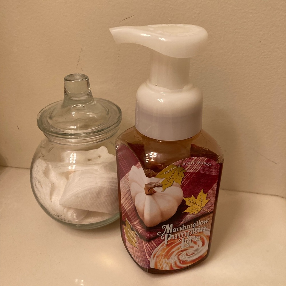 BBW Marshmallow Pumpkin Latte Hand Foam Soap Bath Body Works - Picture 4 of 5